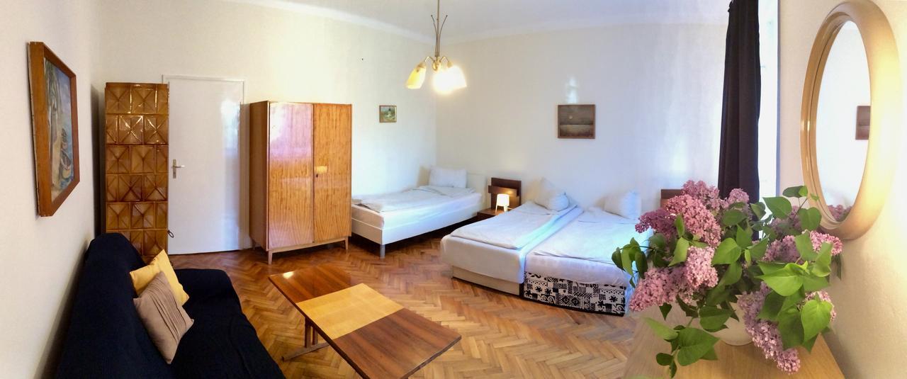 Julius Vendeghaz Hotel Шопрон Екстериор снимка