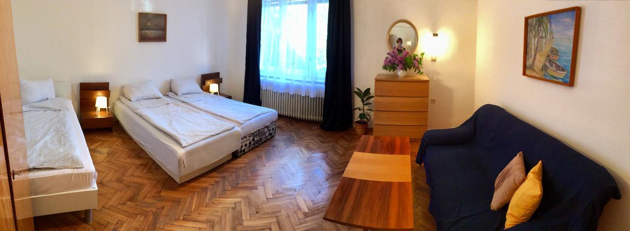 Julius Vendeghaz Hotel Шопрон Екстериор снимка